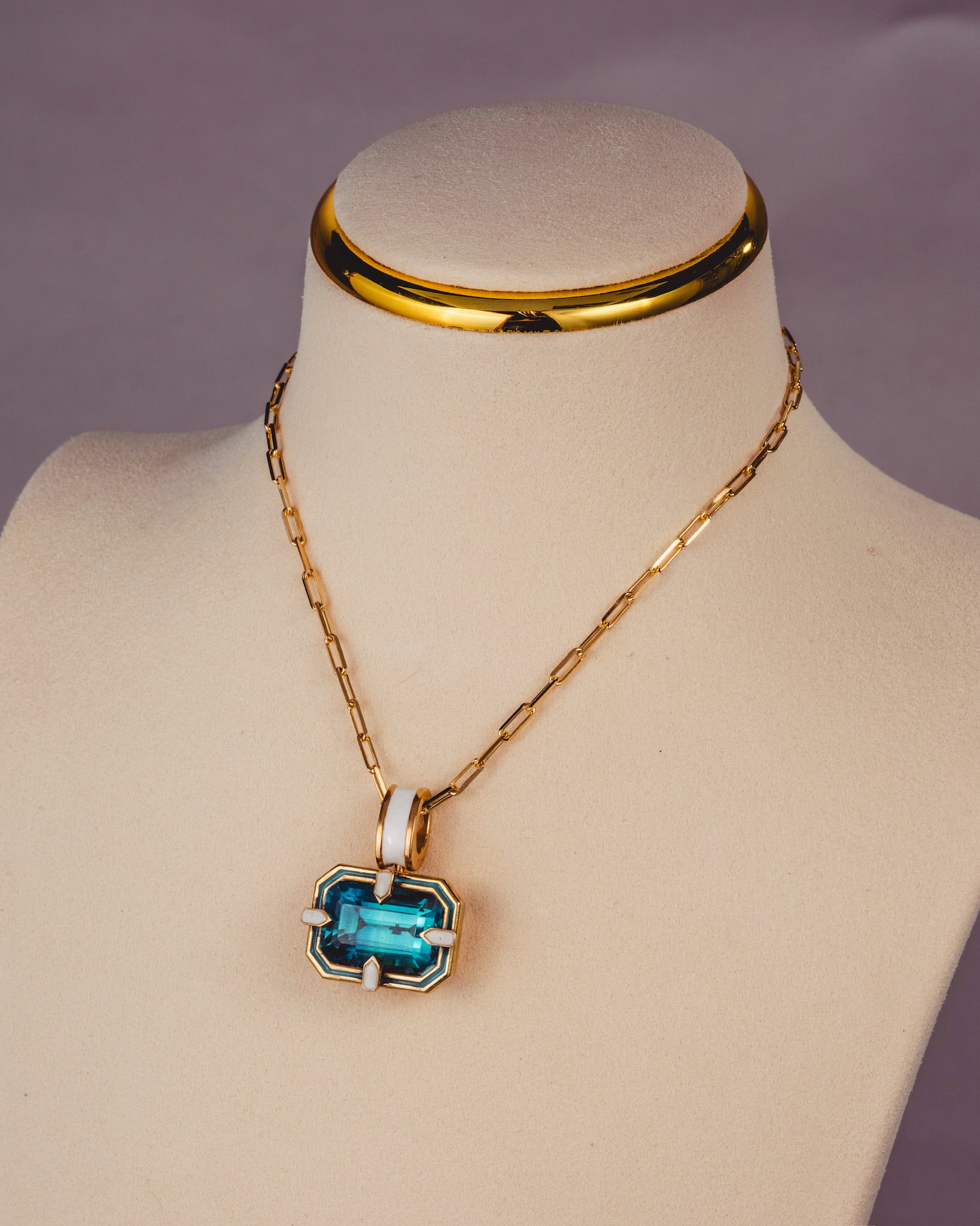 The Getaway Pendant